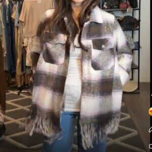 MOMS FRINGE FLANNEL
